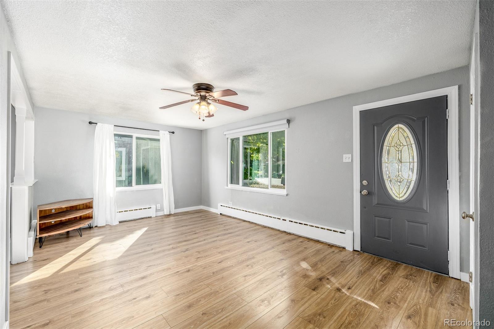 MLS Image #6 for 4736  wyandot street,denver, Colorado