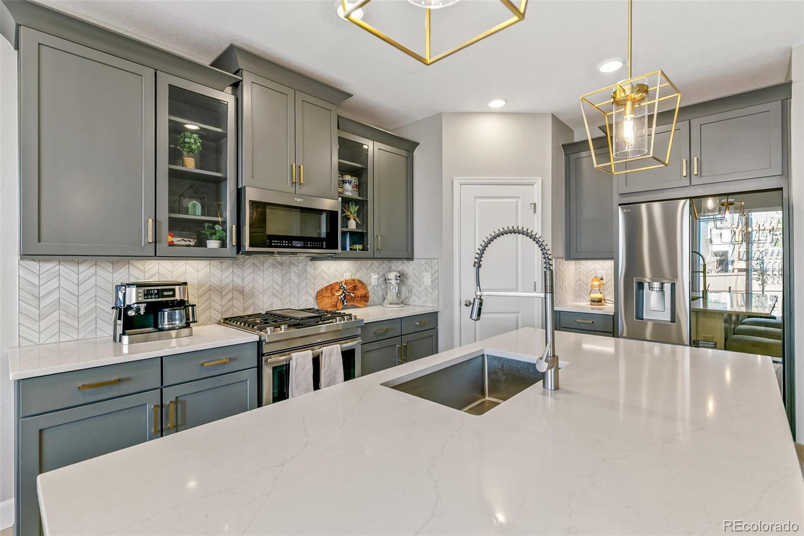 MLS Image #11 for 3885  red valley circle,castle rock, Colorado
