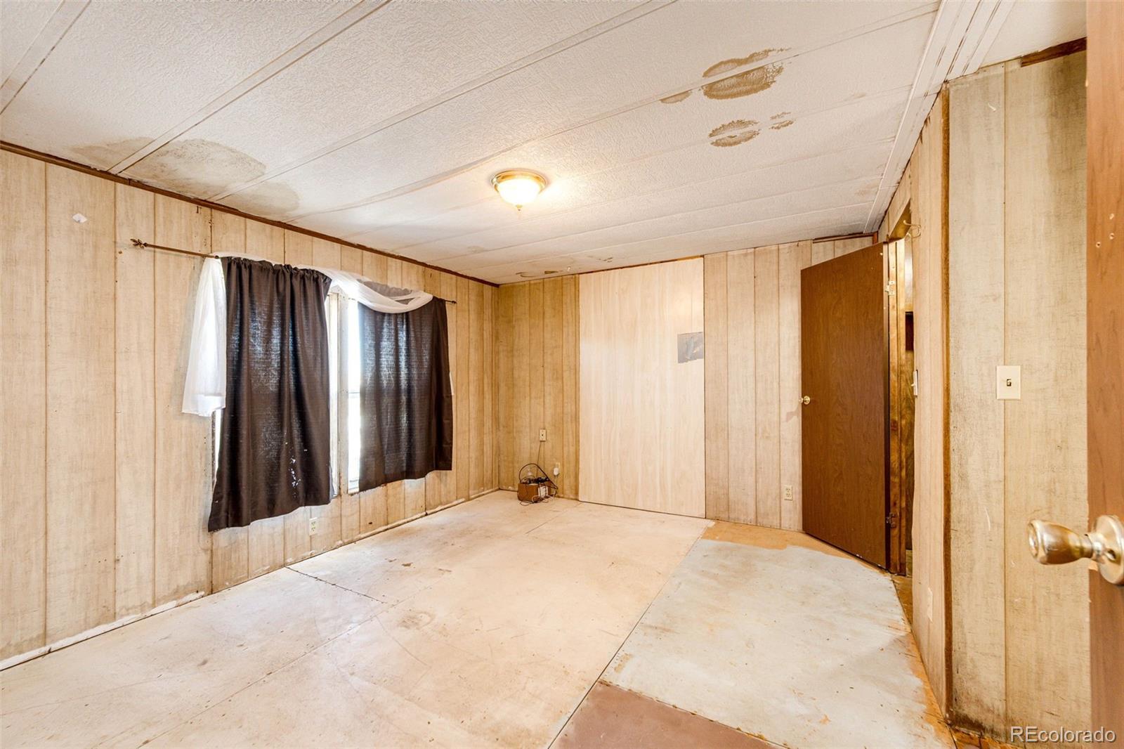 MLS Image #13 for 38560  1st street,agate, Colorado