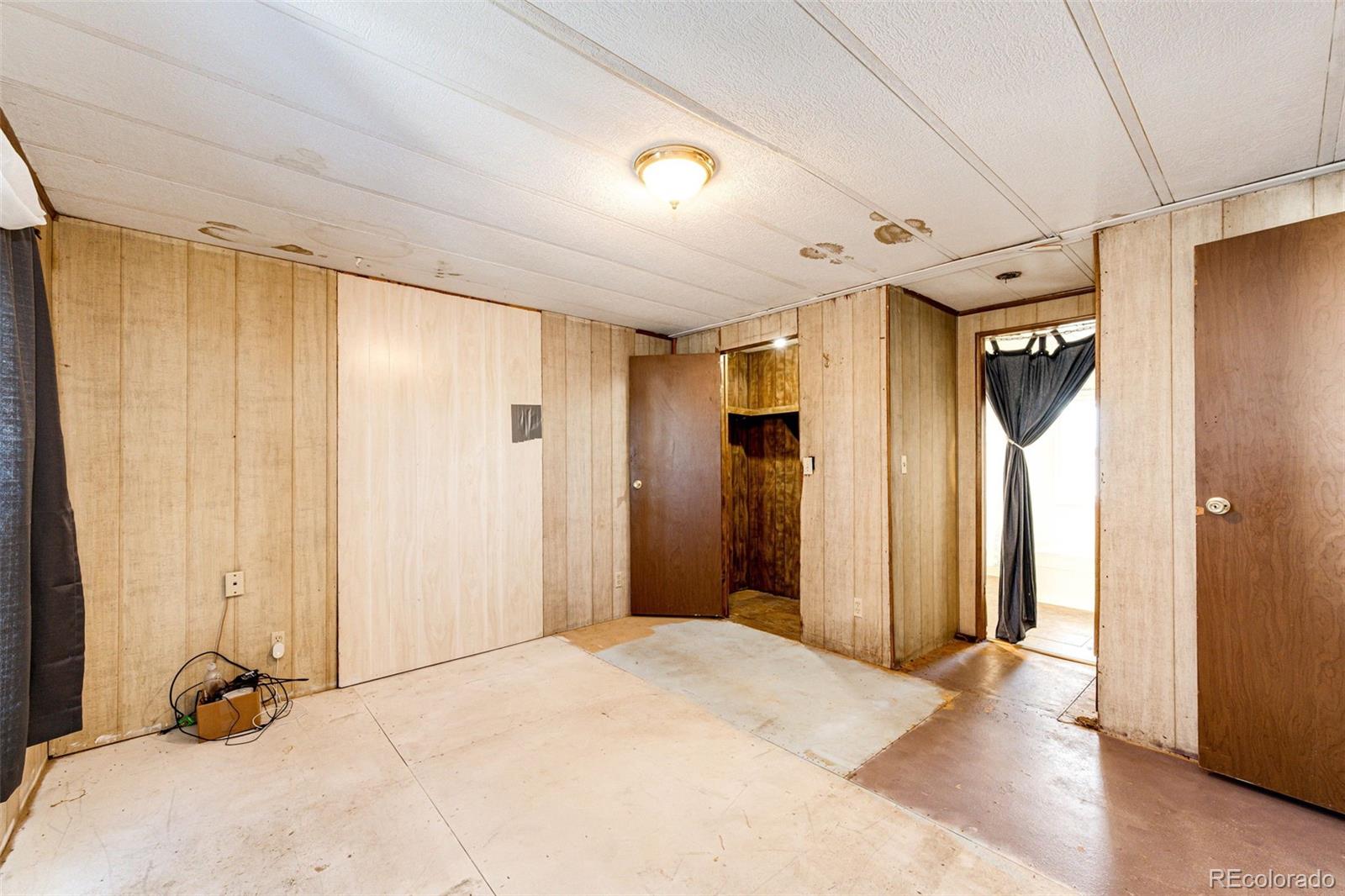 MLS Image #15 for 38560  1st street,agate, Colorado