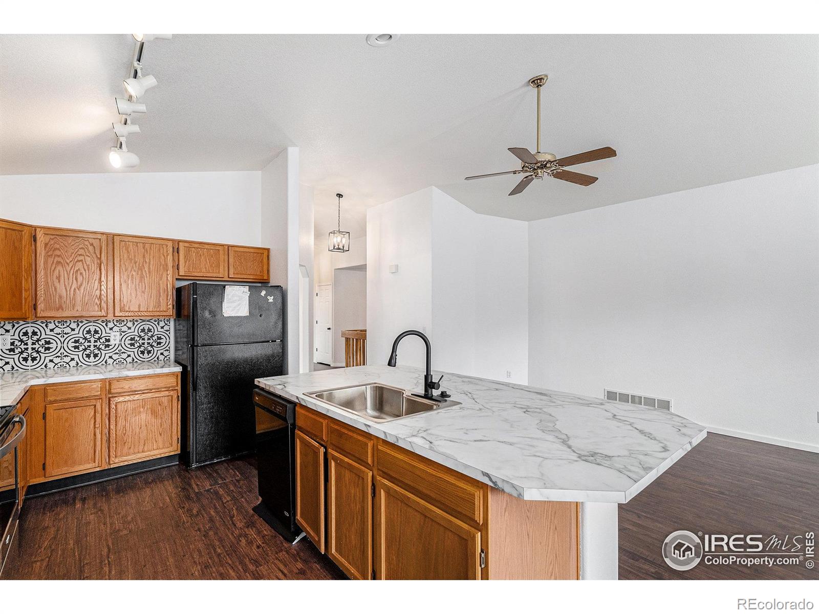 MLS Image #16 for 20822 e princeton place,aurora, Colorado