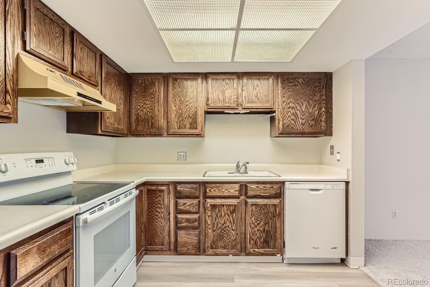 MLS Image #4 for 13890 e marina drive 111,aurora, Colorado