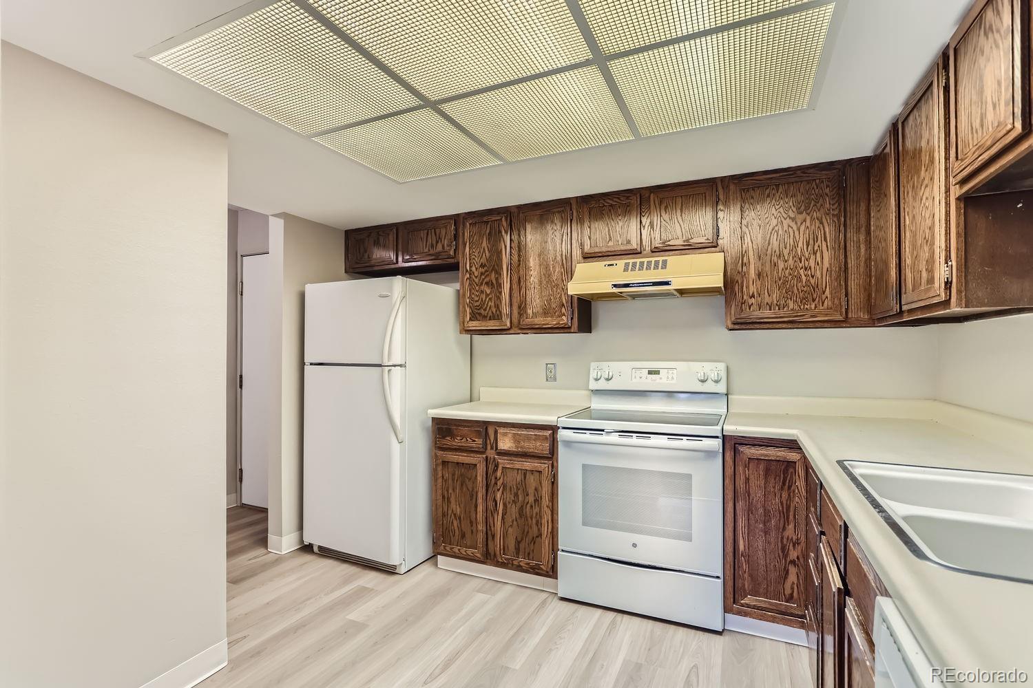MLS Image #5 for 13890 e marina drive 111,aurora, Colorado
