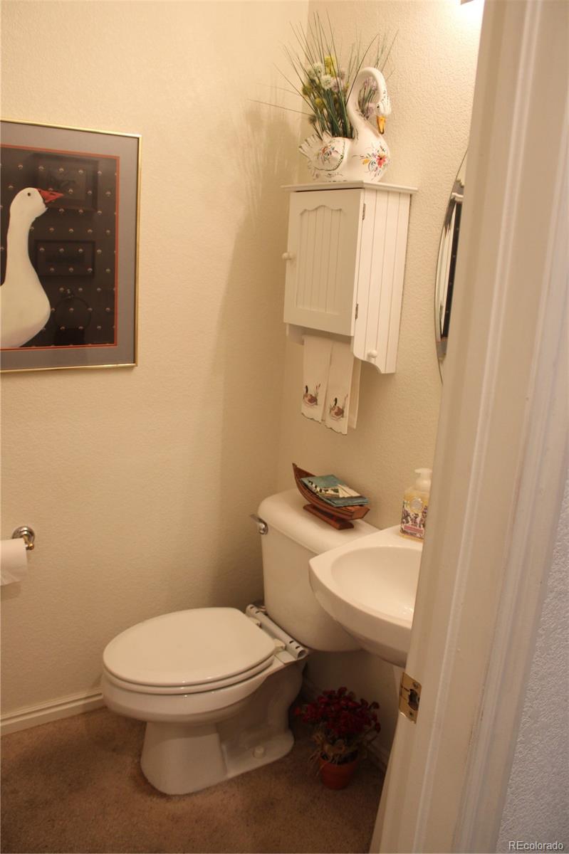 MLS Image #18 for 1147 s boston court,denver, Colorado