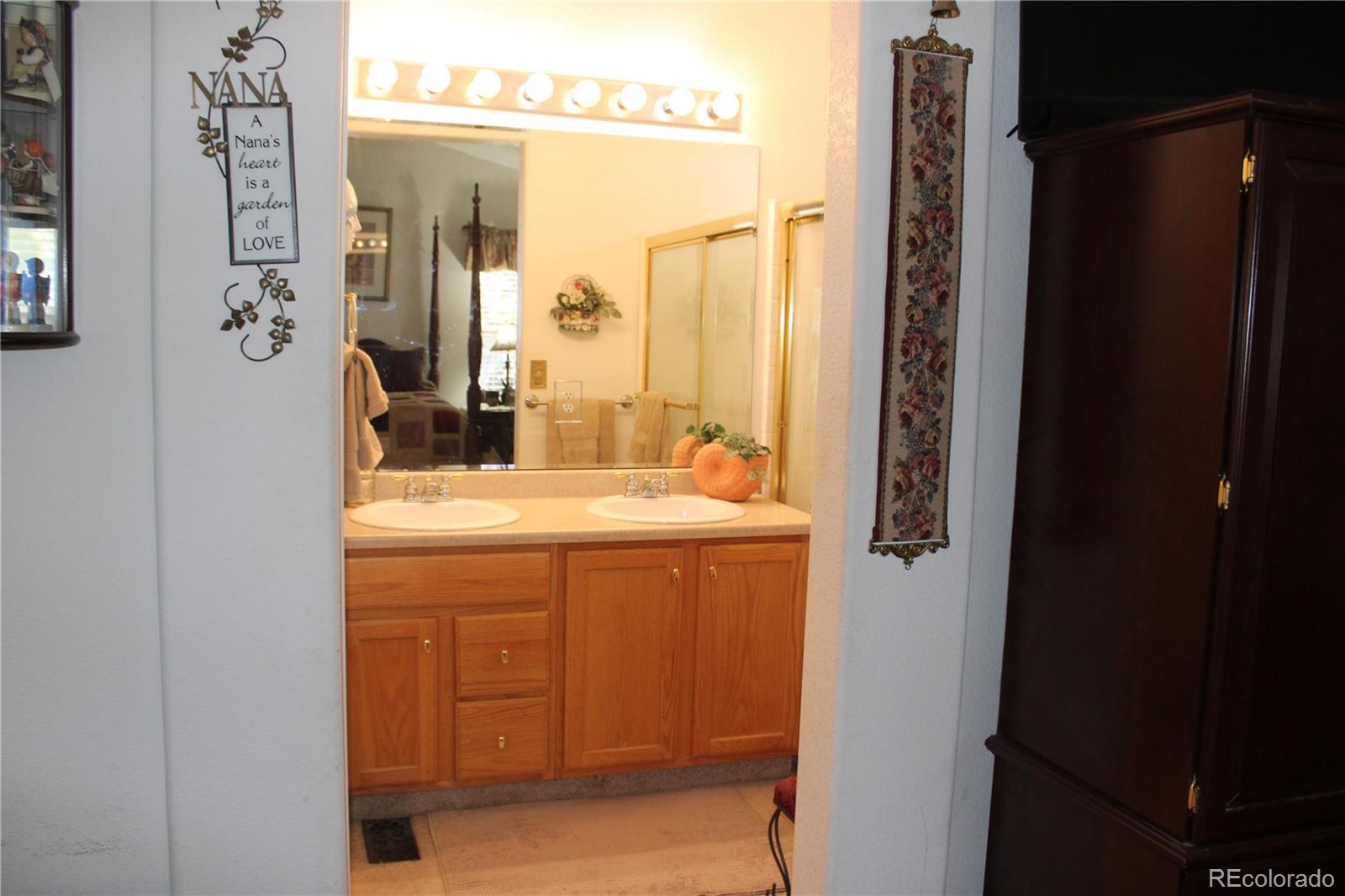 MLS Image #21 for 1147 s boston court,denver, Colorado