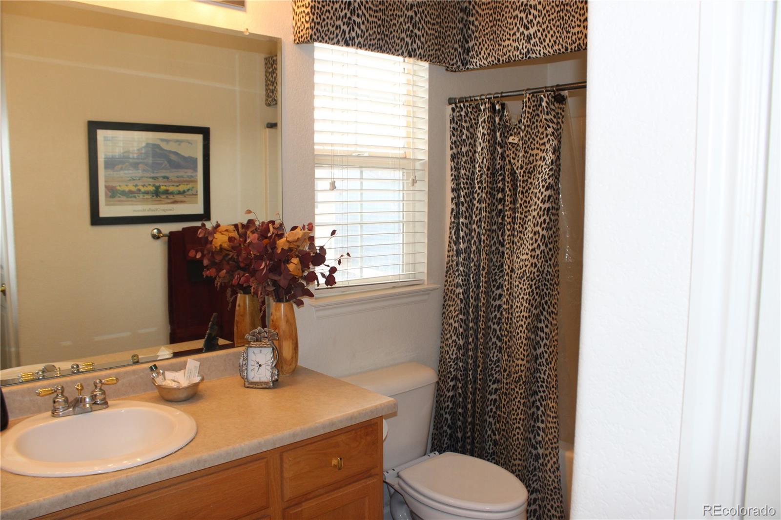 MLS Image #27 for 1147 s boston court,denver, Colorado
