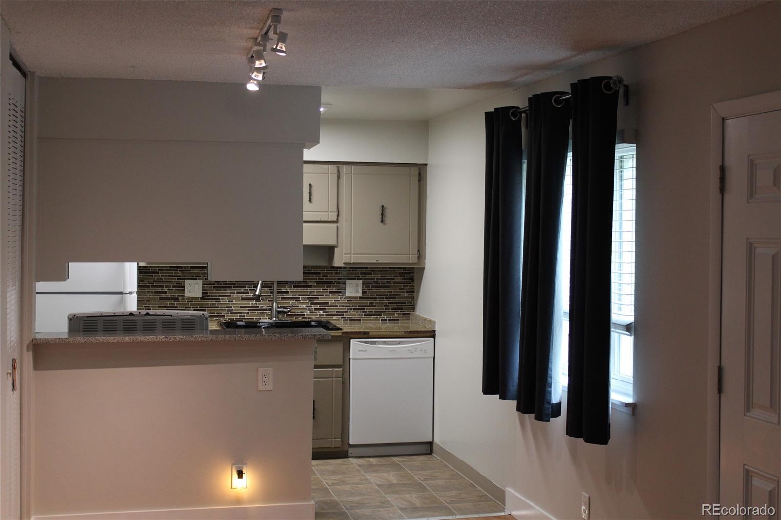 MLS Image #5 for 1291 s wheeling way ,aurora, Colorado
