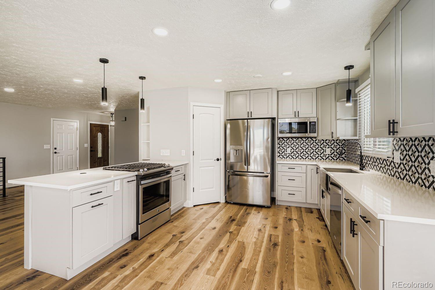 MLS Image #12 for 11377  nucla street,commerce city, Colorado