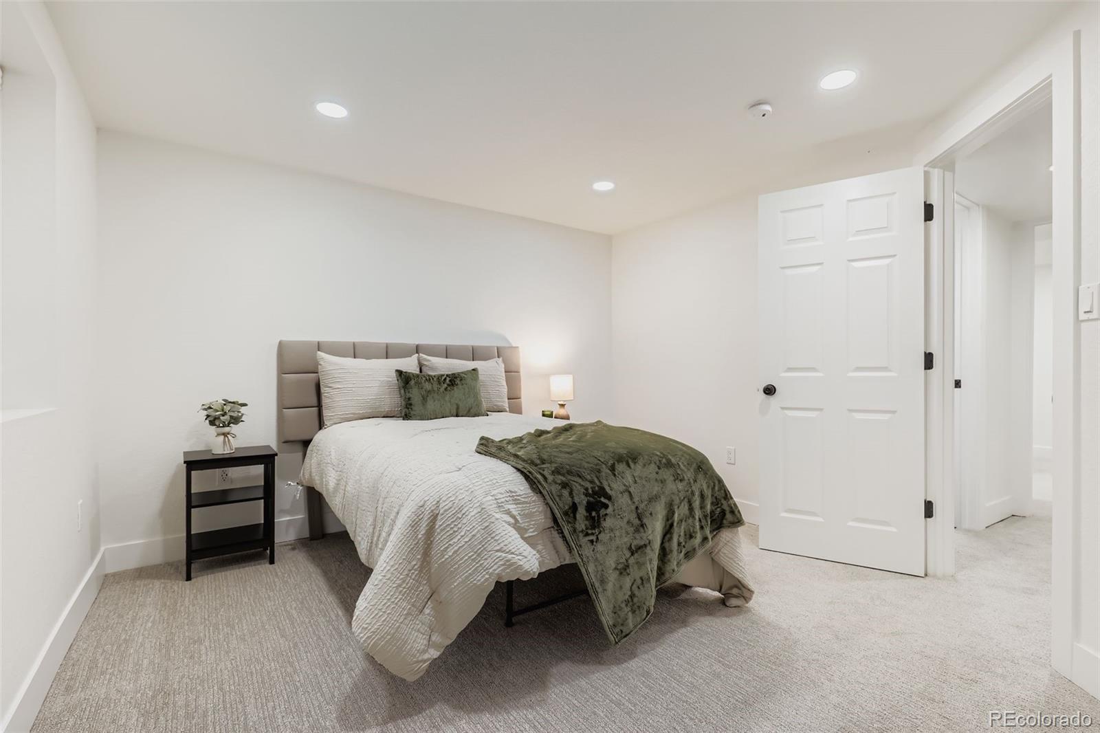 MLS Image #21 for 4465  durham court,denver, Colorado