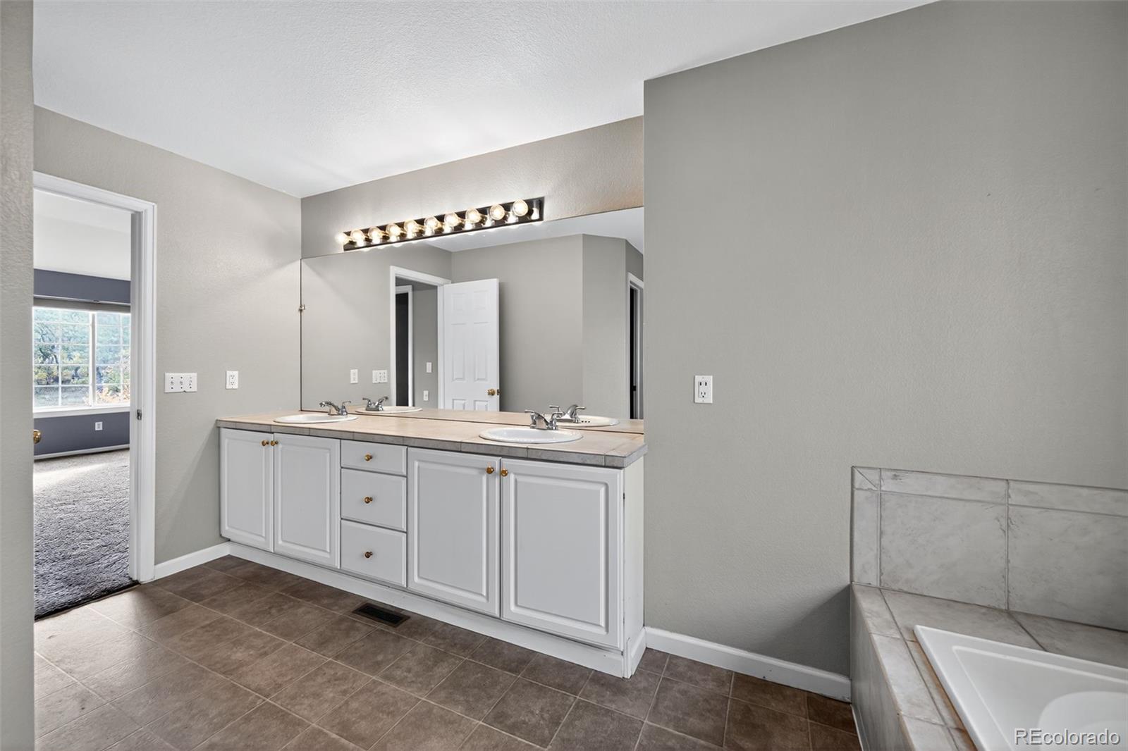 MLS Image #20 for 7218  campden place,castle pines, Colorado