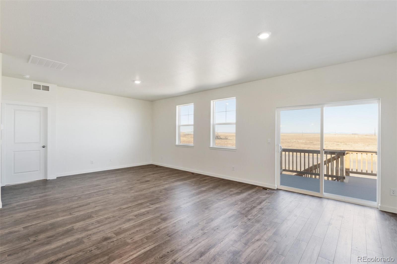 MLS Image #8 for 4725  singletree lane,brighton, Colorado