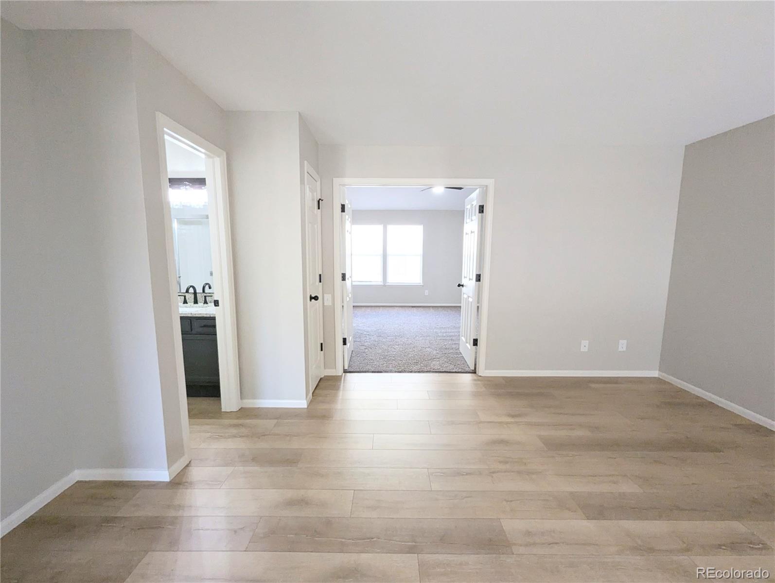 MLS Image #17 for 2906 w long circle,littleton, Colorado