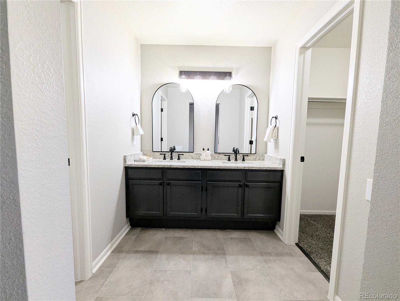MLS Image #21 for 2906 w long circle,littleton, Colorado