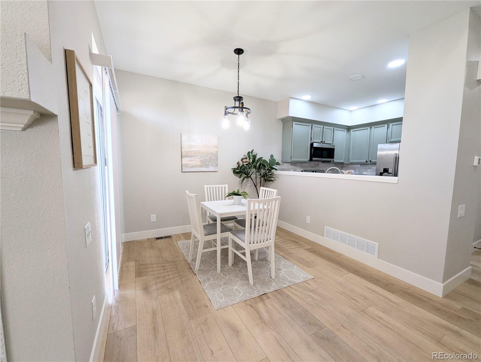 MLS Image #5 for 2906 w long circle,littleton, Colorado