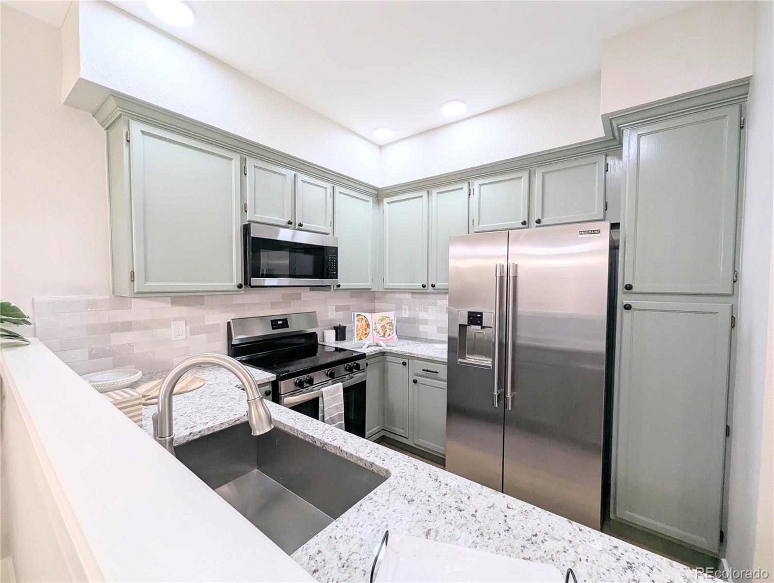MLS Image #8 for 2906 w long circle,littleton, Colorado
