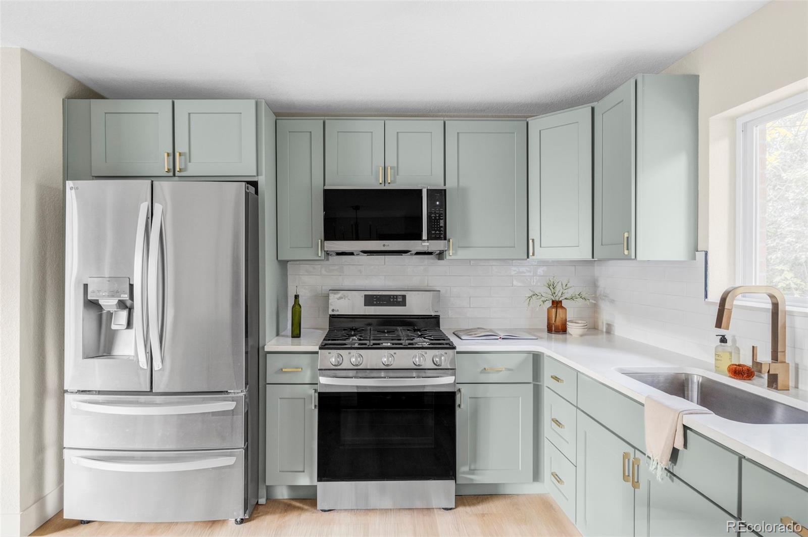MLS Image #10 for 2088 s winona court,denver, Colorado