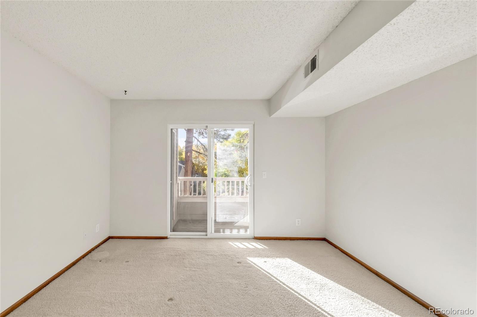 MLS Image #10 for 5704 w asbury place 204,lakewood, Colorado