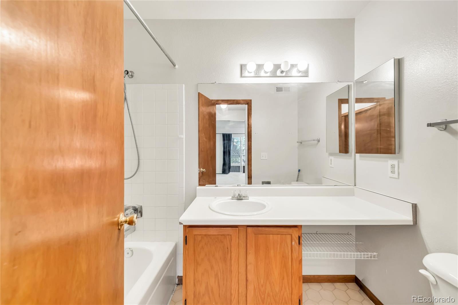 MLS Image #17 for 5704 w asbury place 204,lakewood, Colorado