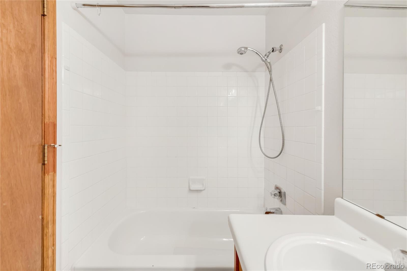 MLS Image #18 for 5704 w asbury place 204,lakewood, Colorado