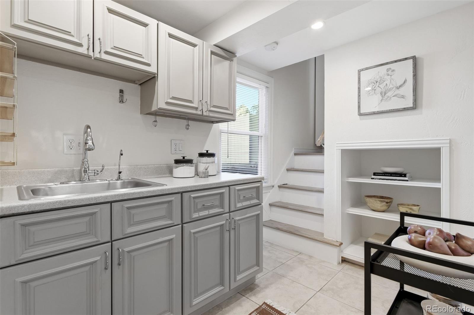 MLS Image #13 for 2376 s race street,denver, Colorado