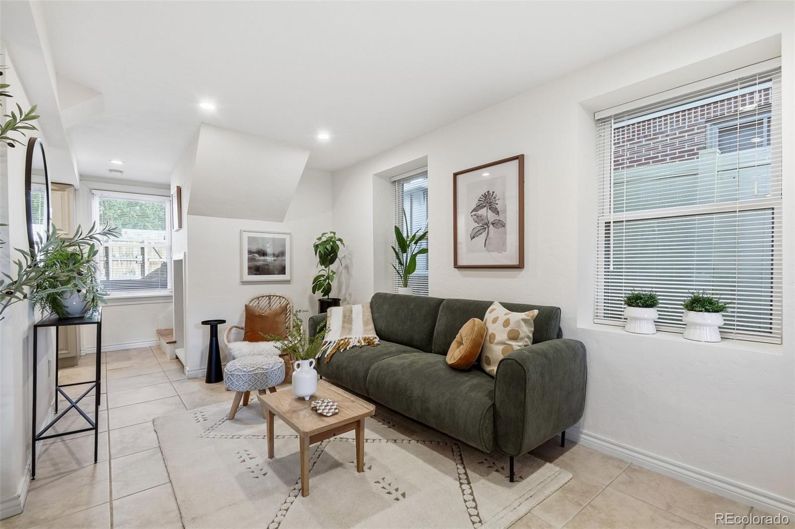 MLS Image #4 for 2376 s race street,denver, Colorado
