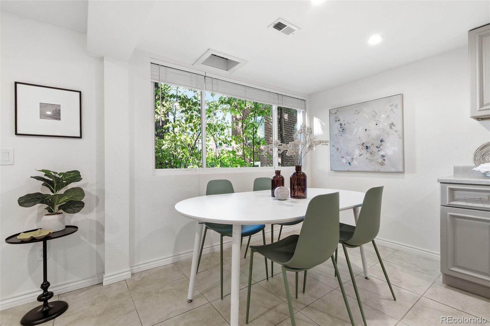 MLS Image #6 for 2376 s race street,denver, Colorado