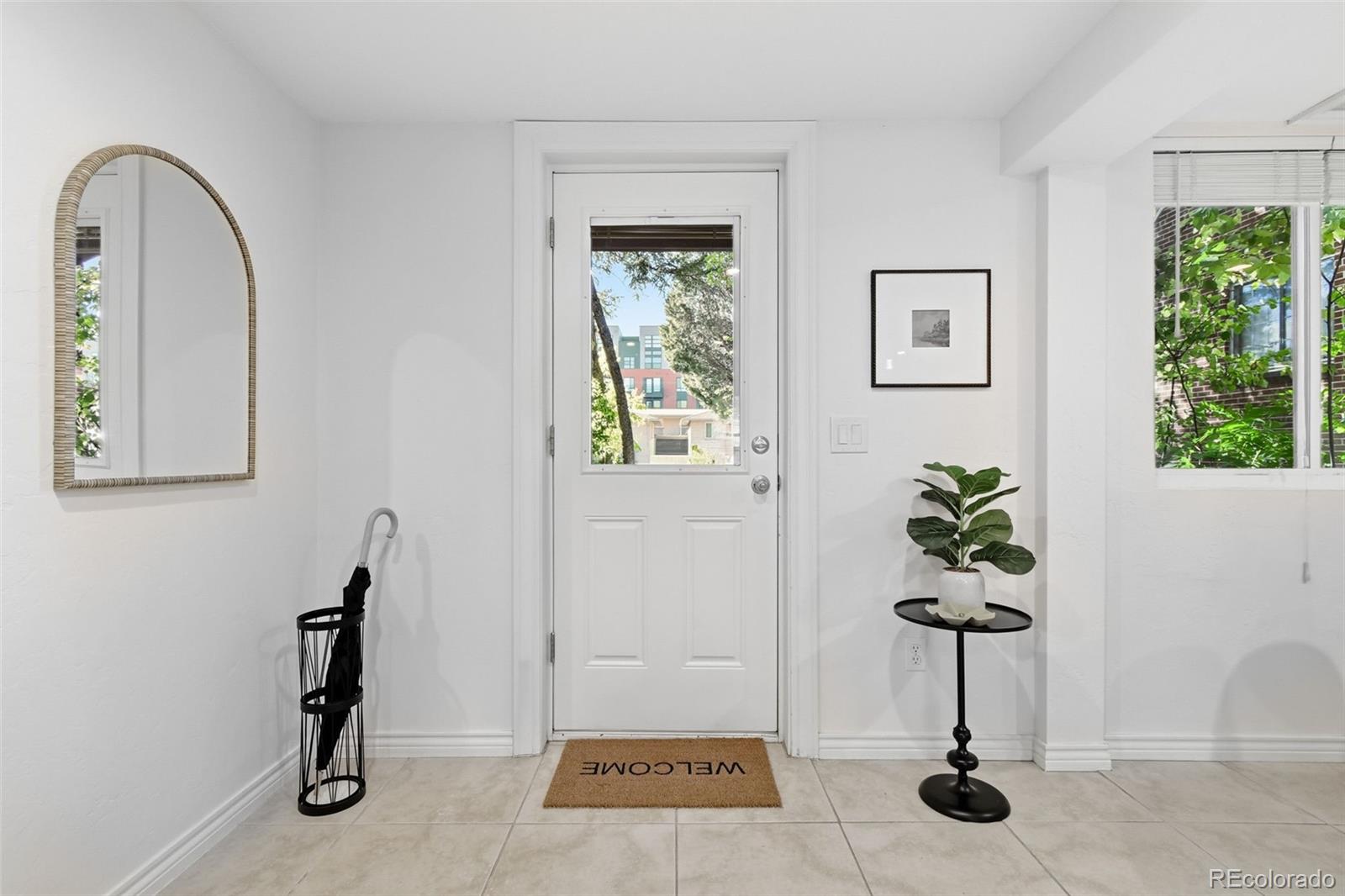 MLS Image #8 for 2376 s race street,denver, Colorado