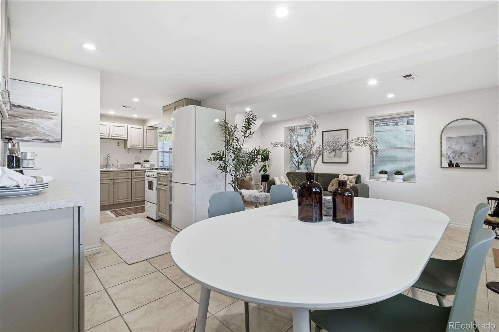 MLS Image #9 for 2376 s race street,denver, Colorado