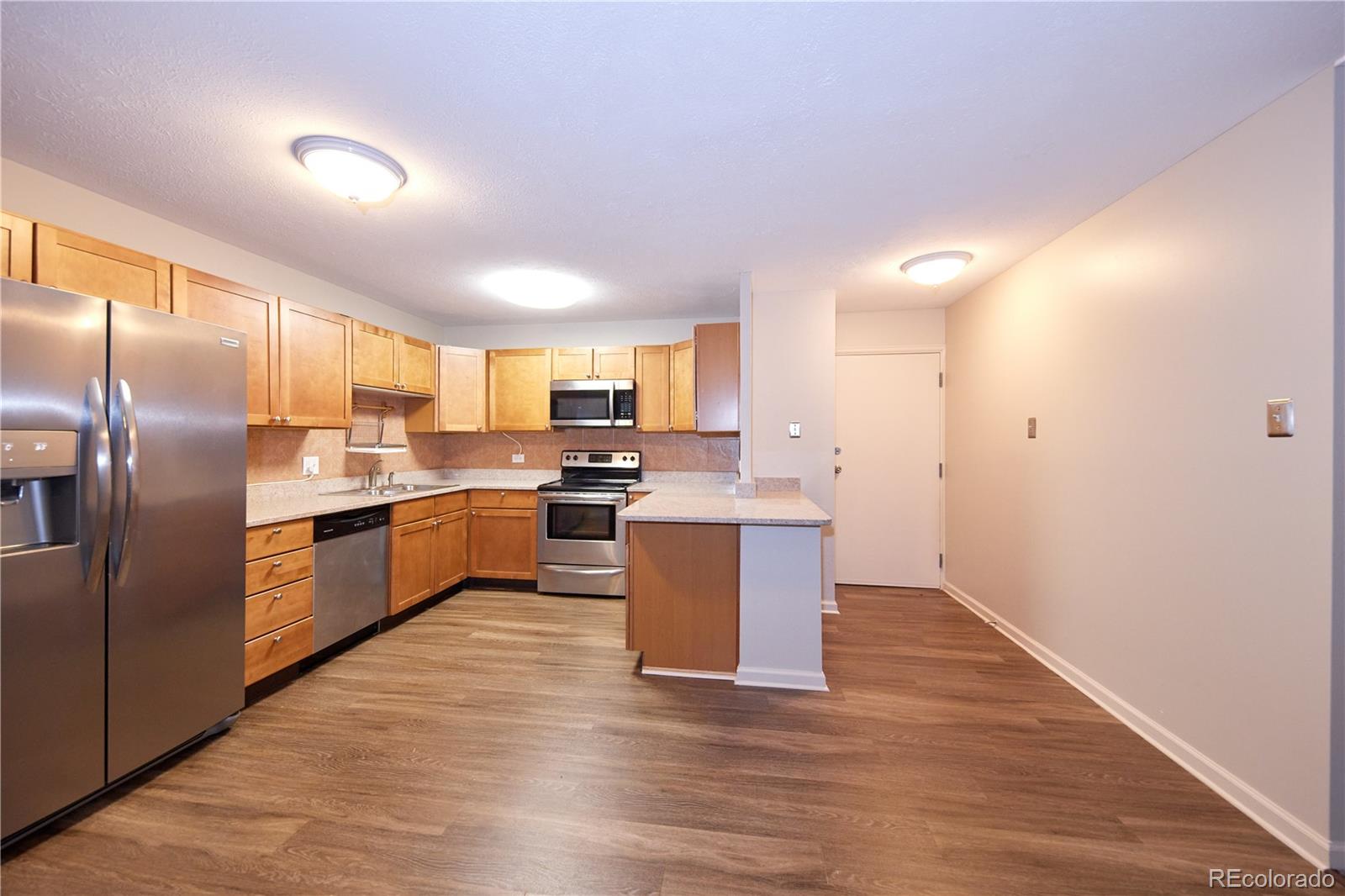 MLS Image #4 for 9320 e center avenue 8b,denver, Colorado