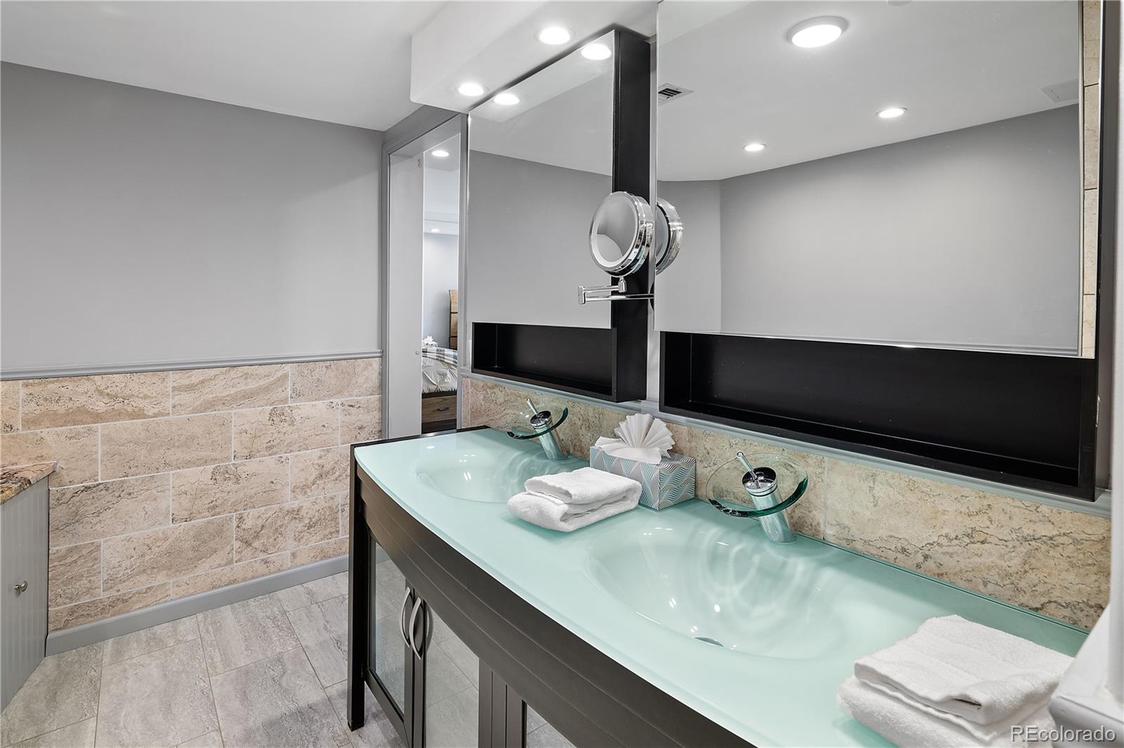 MLS Image #22 for 1777  larimer street 1610,denver, Colorado