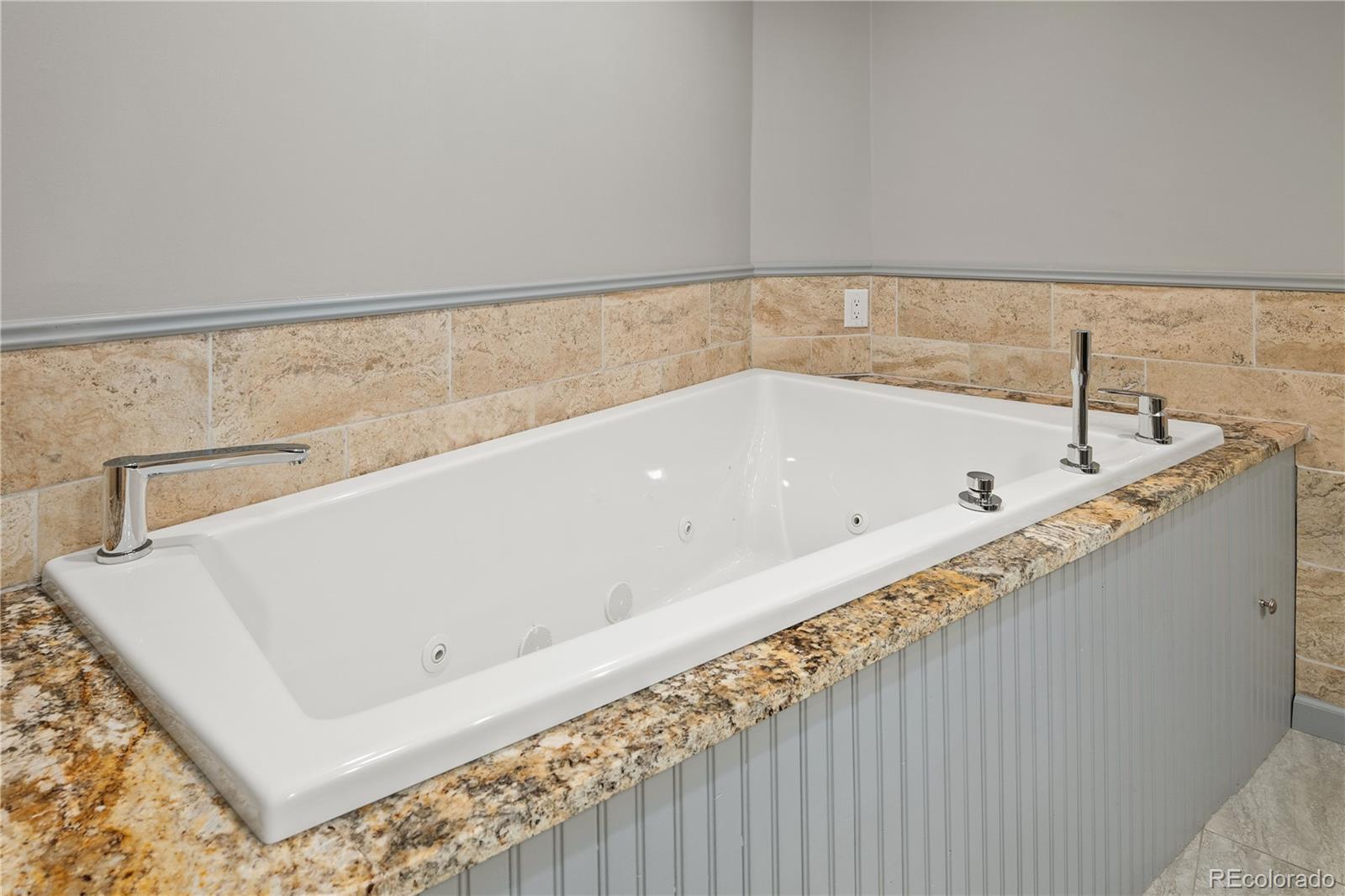 MLS Image #24 for 1777  larimer street 1610,denver, Colorado