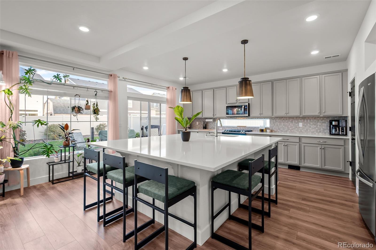 MLS Image #10 for 22245 e 45th avenue,aurora, Colorado
