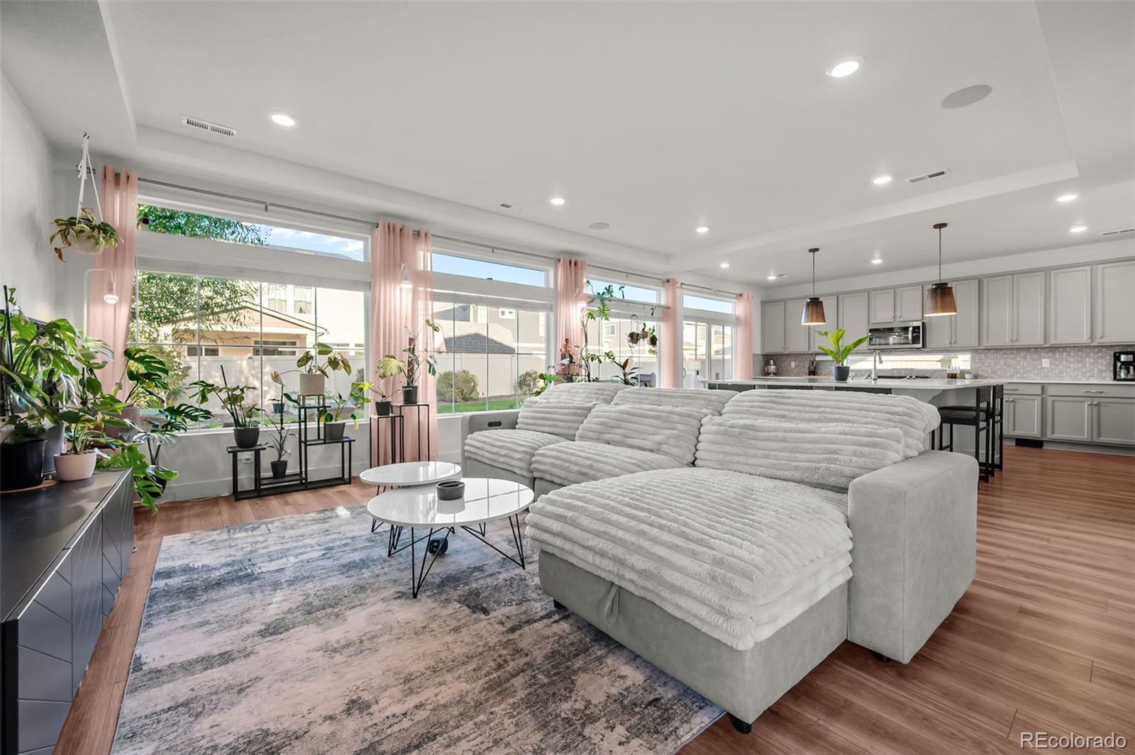 MLS Image #9 for 22245 e 45th avenue,aurora, Colorado