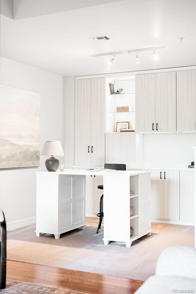 MLS Image #15 for 410  acoma street 208,denver, Colorado