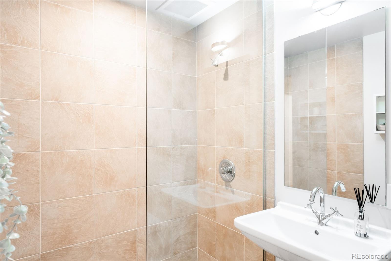 MLS Image #27 for 410  acoma street 208,denver, Colorado