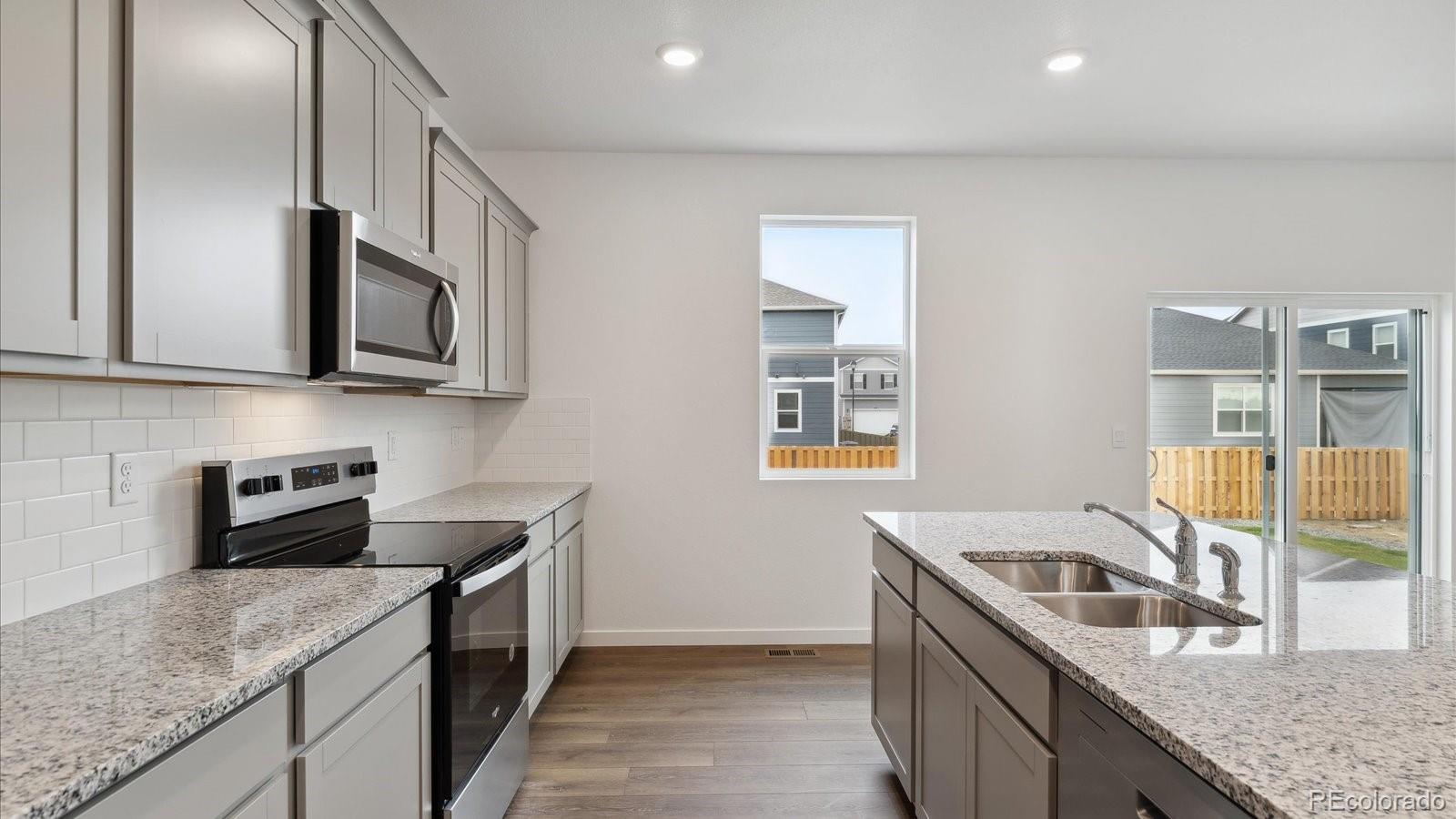 MLS Image #9 for 1580  plata street,lochbuie, Colorado