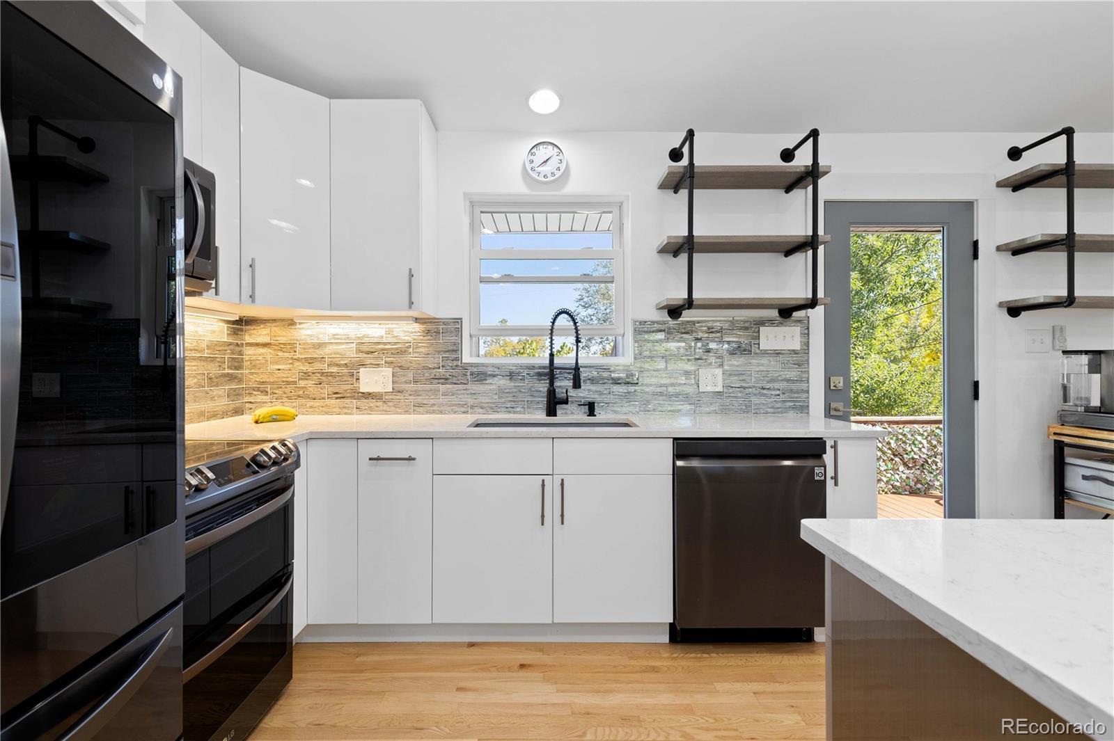 MLS Image #12 for 5270 s meade street,littleton, Colorado
