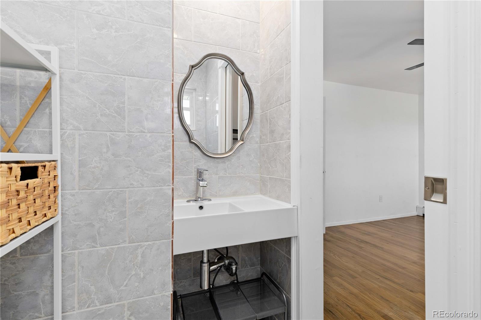 MLS Image #17 for 5270 s meade street,littleton, Colorado