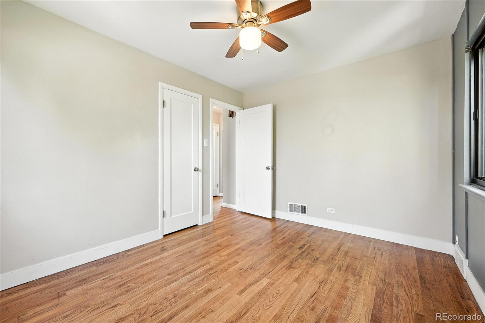 MLS Image #17 for 2955  poplar street,denver, Colorado