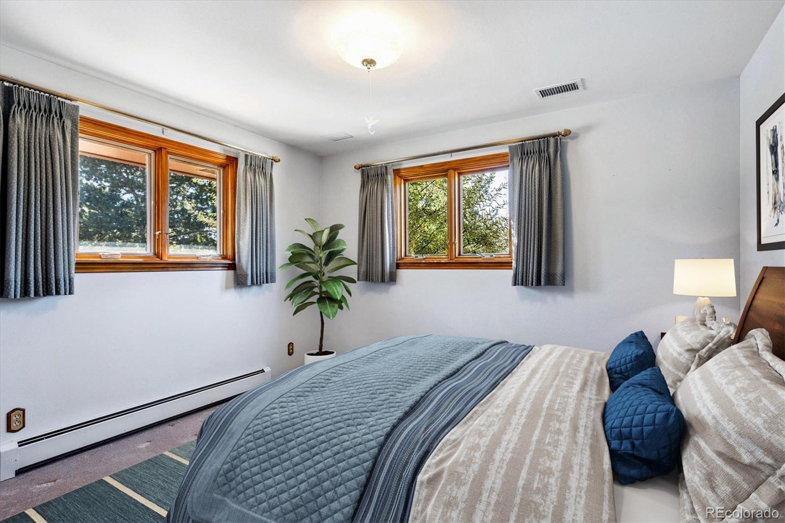 MLS Image #14 for 2294 s dallas court,denver, Colorado