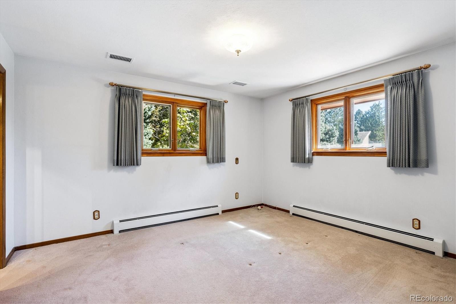 MLS Image #15 for 2294 s dallas court,denver, Colorado