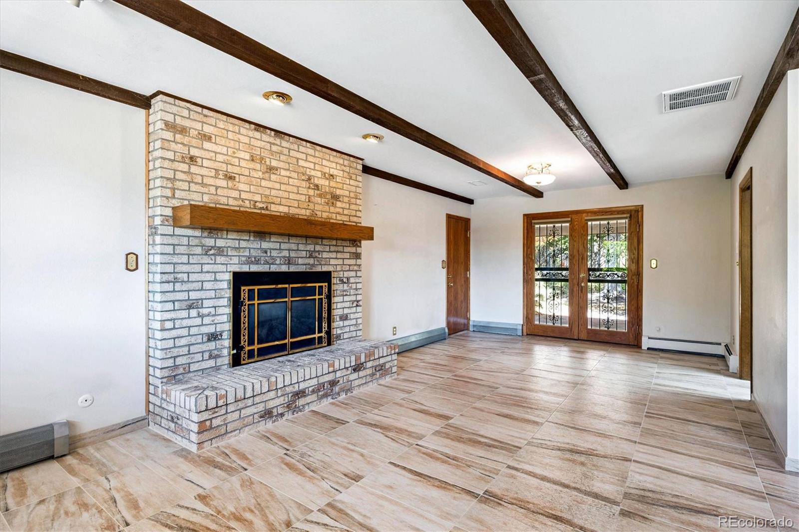 MLS Image #5 for 2294 s dallas court,denver, Colorado