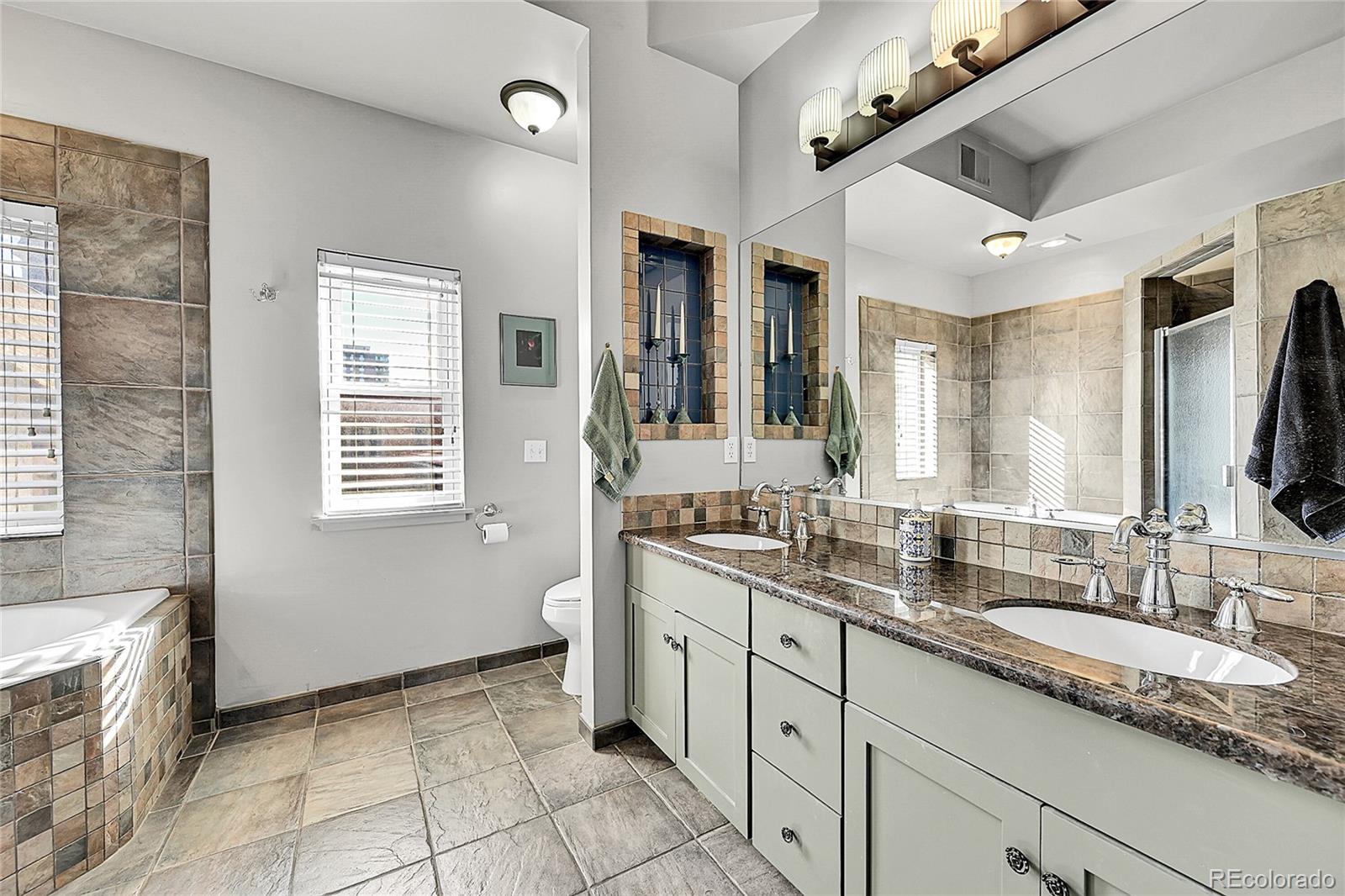 MLS Image #34 for 1352 n pennsylvania street 2,denver, Colorado