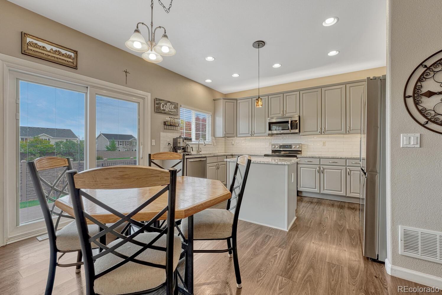 MLS Image #14 for 19014 e vassar drive,aurora, Colorado