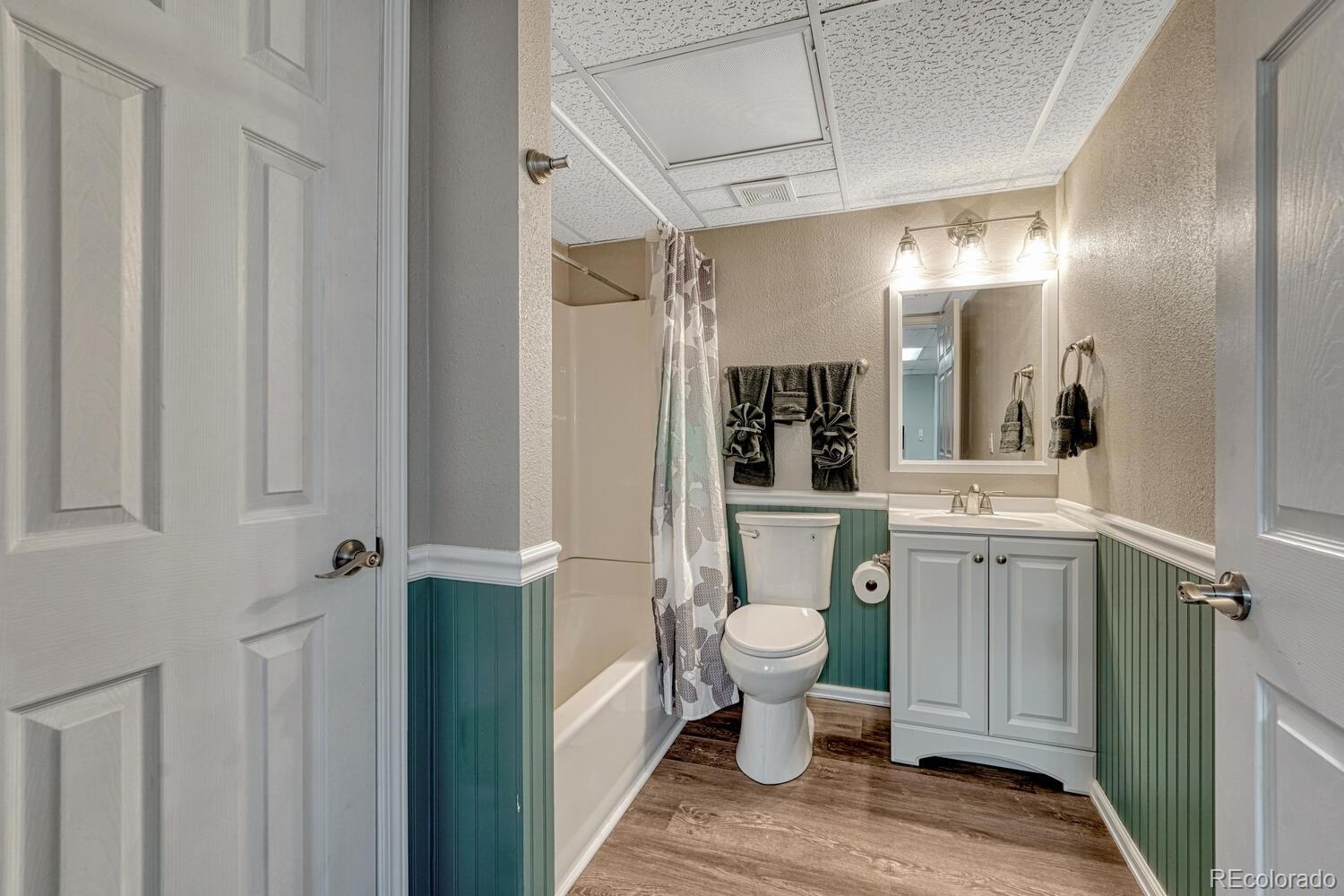MLS Image #37 for 19014 e vassar drive,aurora, Colorado