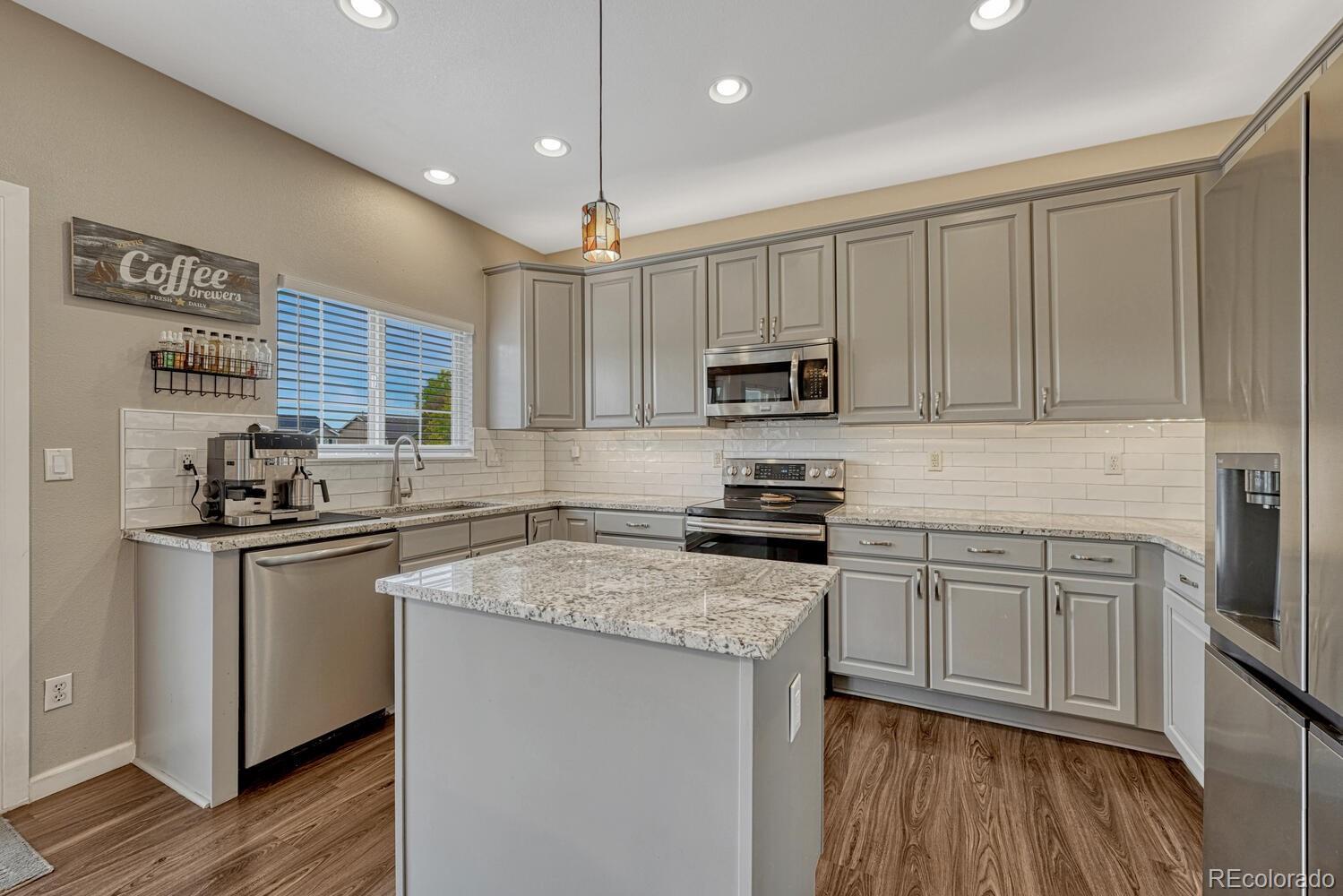 MLS Image #9 for 19014 e vassar drive,aurora, Colorado