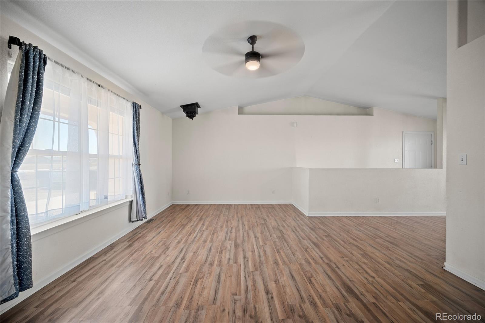 MLS Image #3 for 765 e platteville boulevard,pueblo, Colorado