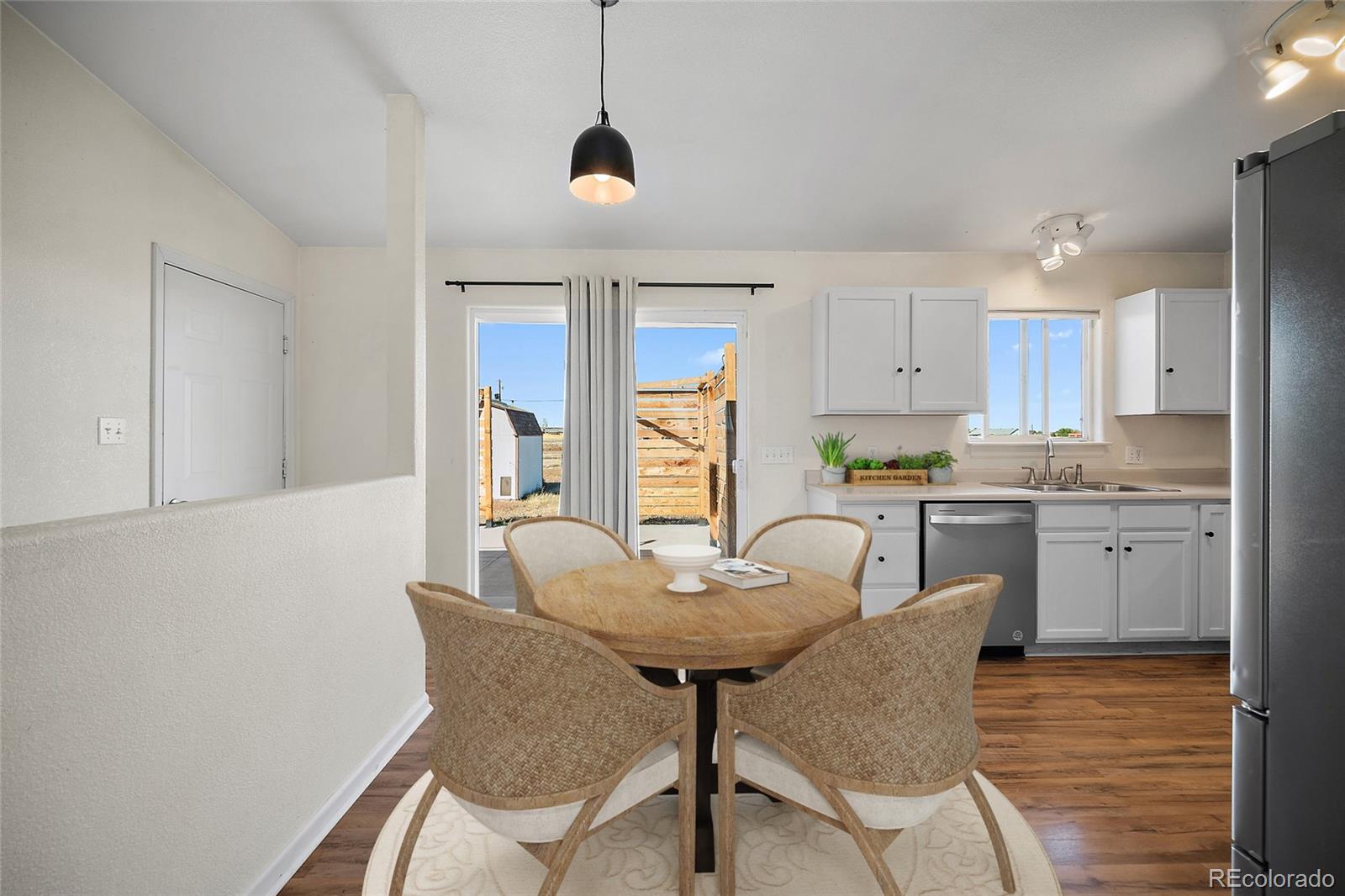 MLS Image #5 for 765 e platteville boulevard,pueblo, Colorado