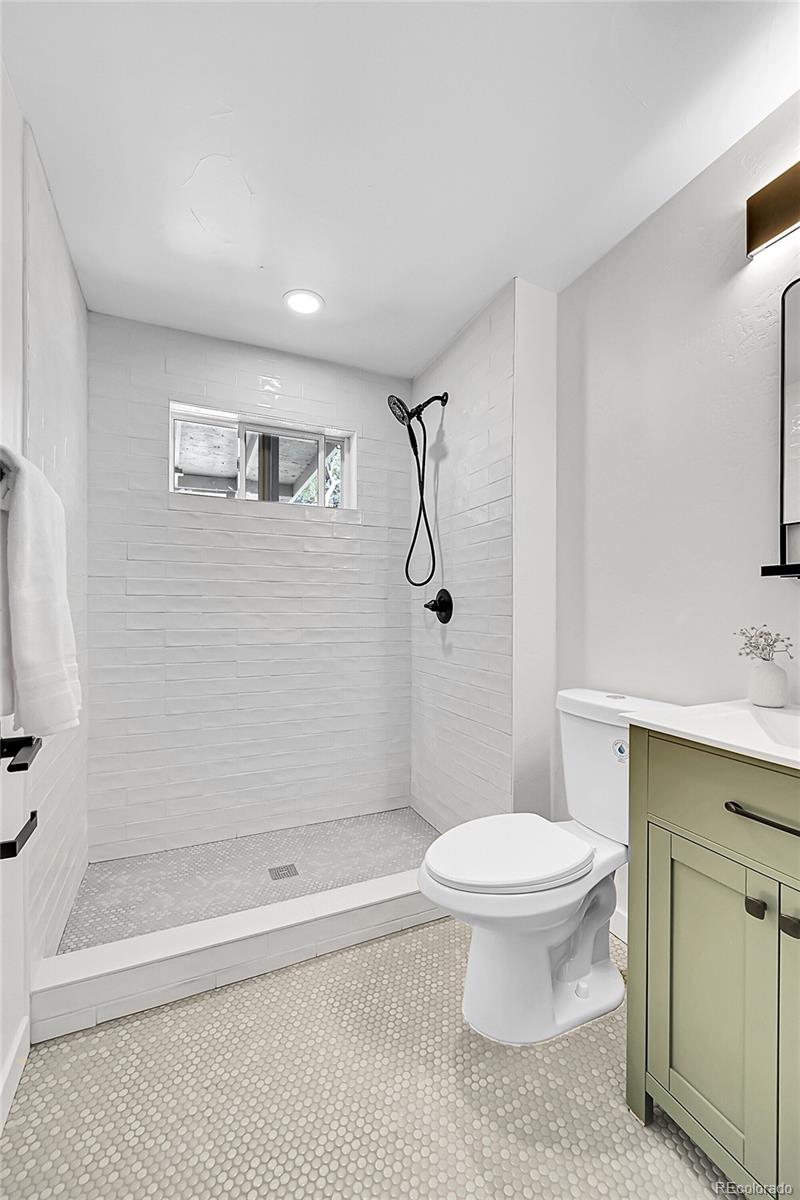 MLS Image #10 for 936  yates street,denver, Colorado