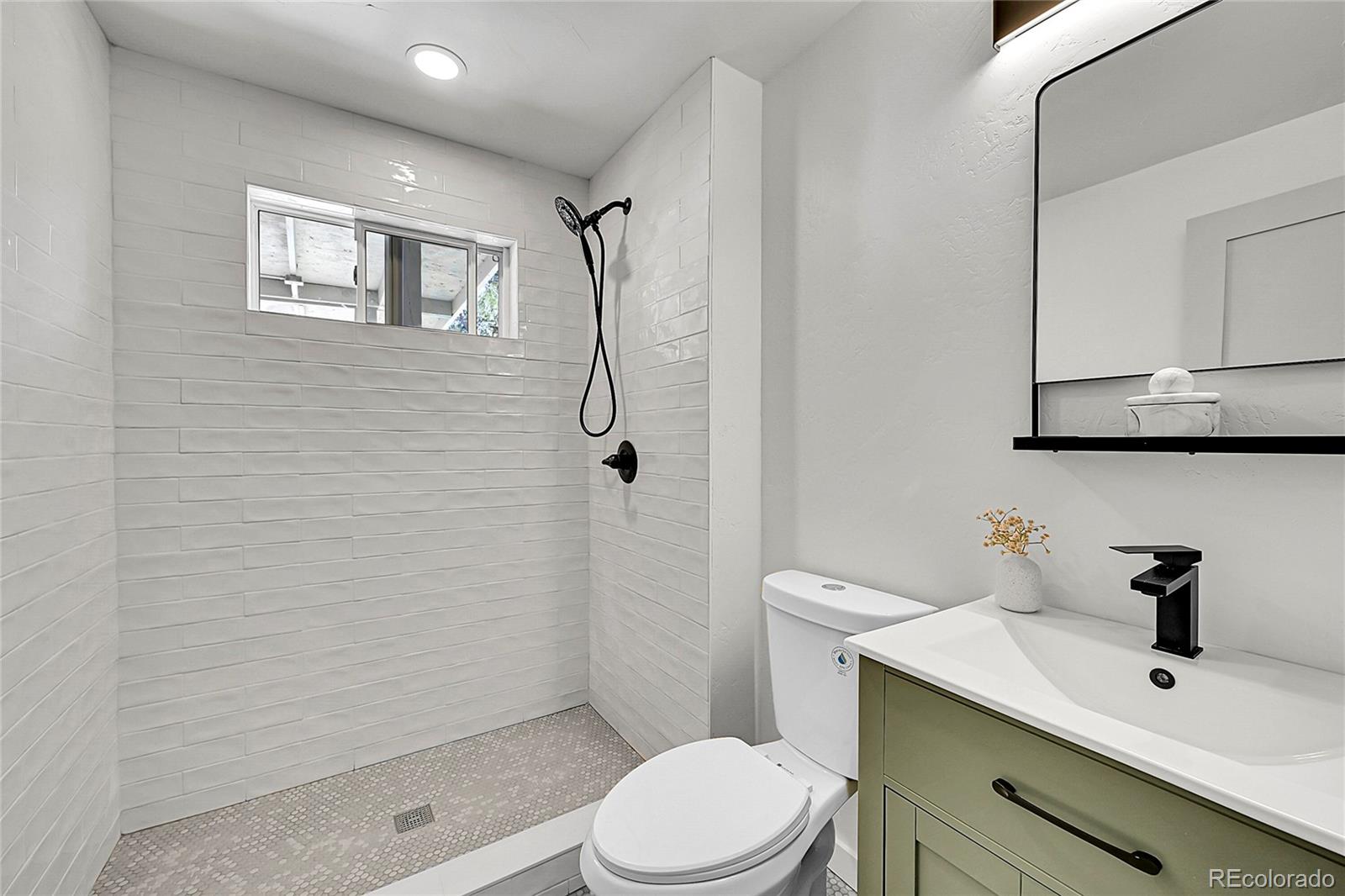 MLS Image #11 for 936  yates street,denver, Colorado